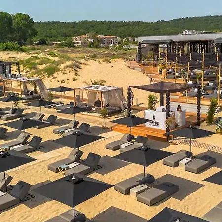 Smokinya Penzion Sozopol